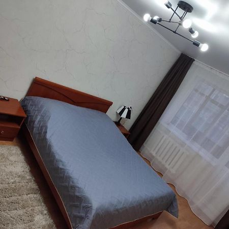 Apartamento Ауэзова Petropavlovsk Exterior foto